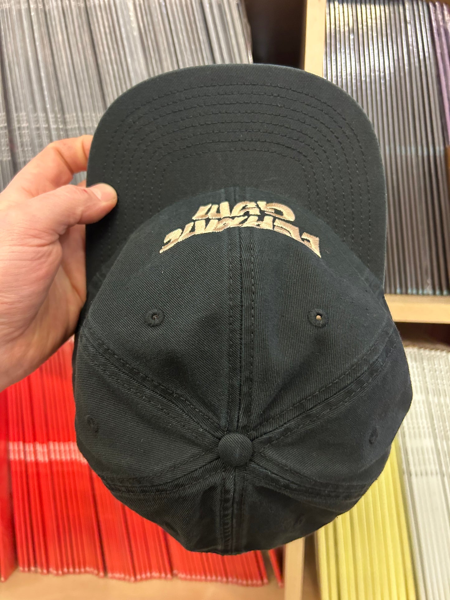 Elephant Gym - Black hat